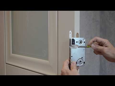 Врезка замка. Installation of a door lock for an amateur.